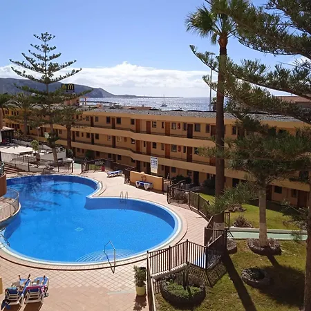 Firstline Apartment Los Cristianos Arona  Exterior photo