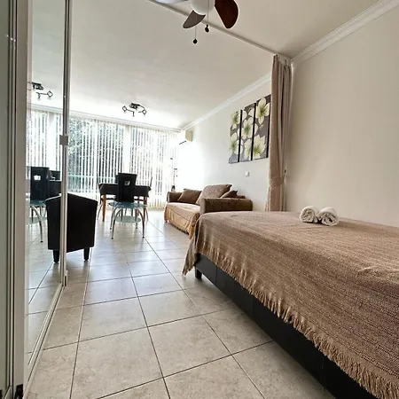 Firstline Apartment Los Cristianos Arona  Exterior photo