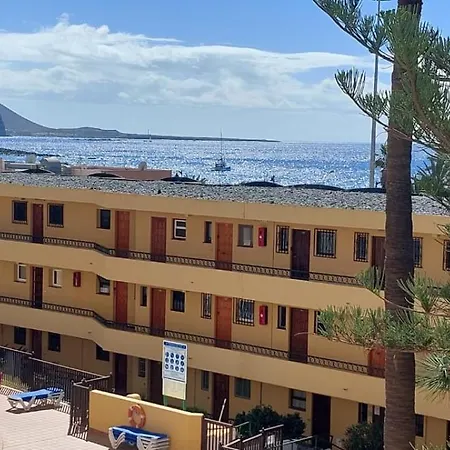 Firstline Apartment Los Cristianos Arona  Exterior photo
