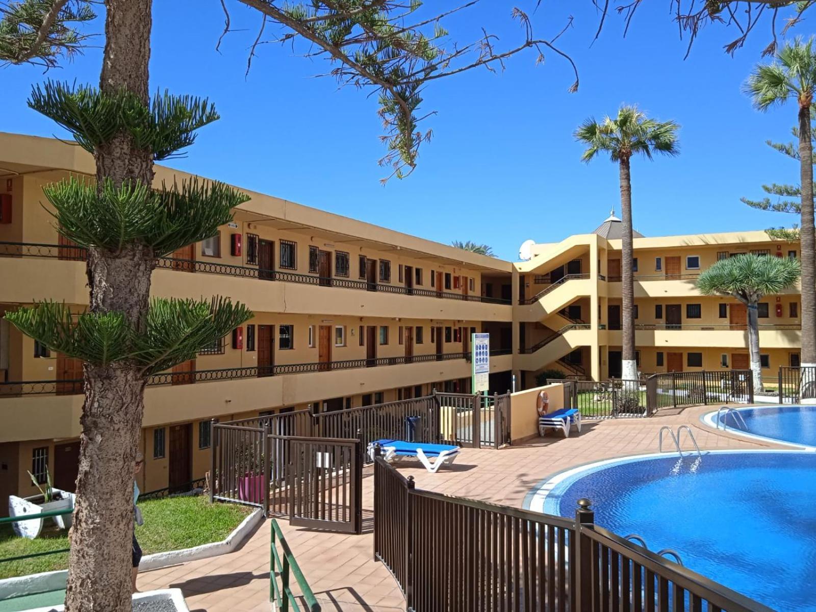 Firstline Cristianos * Arona (Tenerife)